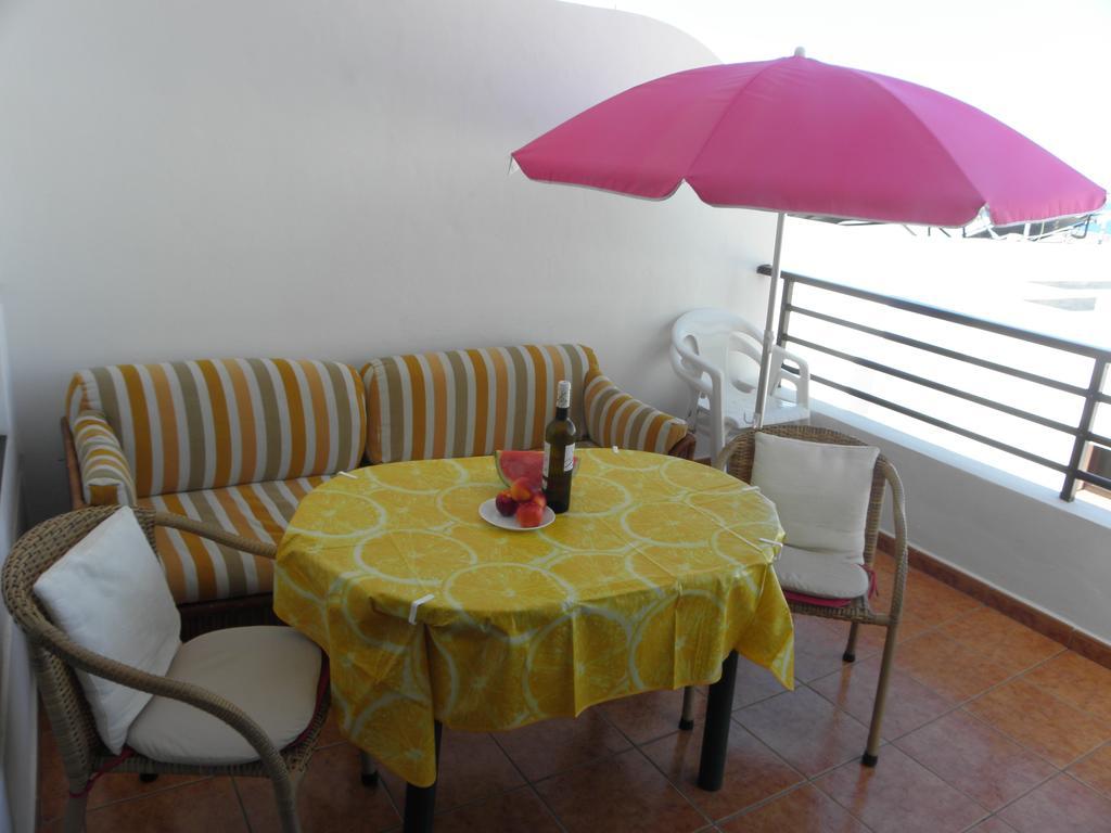 Oceanfront Beach Apartment La Arena Пуерто де Сантяго Екстериор снимка